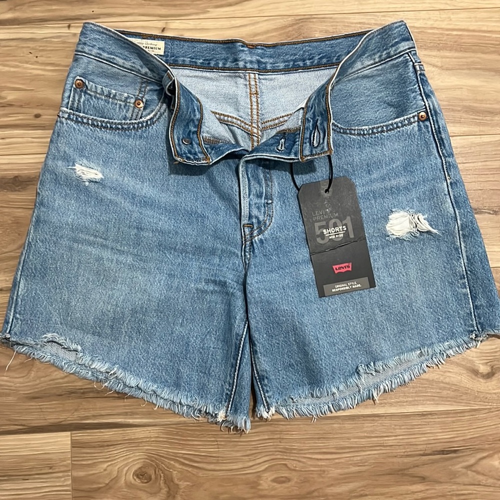 Levi’s 501 Mid Rise Shorts